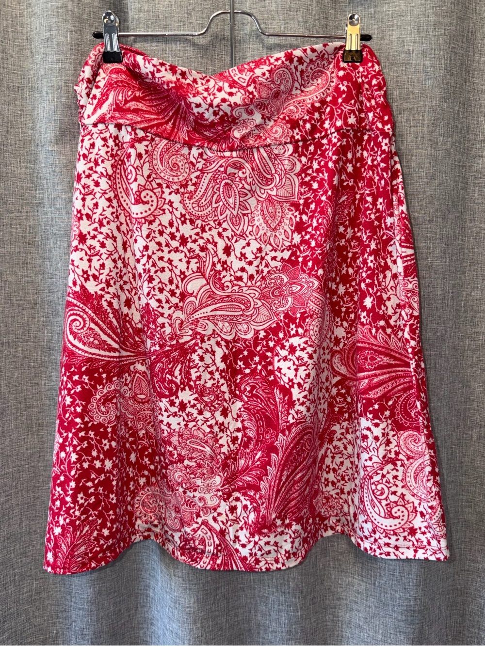 Faded Glory Red and White Paisley A-Line Skirt Xlarge